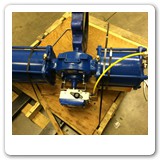 Butteryfly valve with scotch yoke actuator and positioner