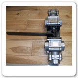 Customer valve manifold